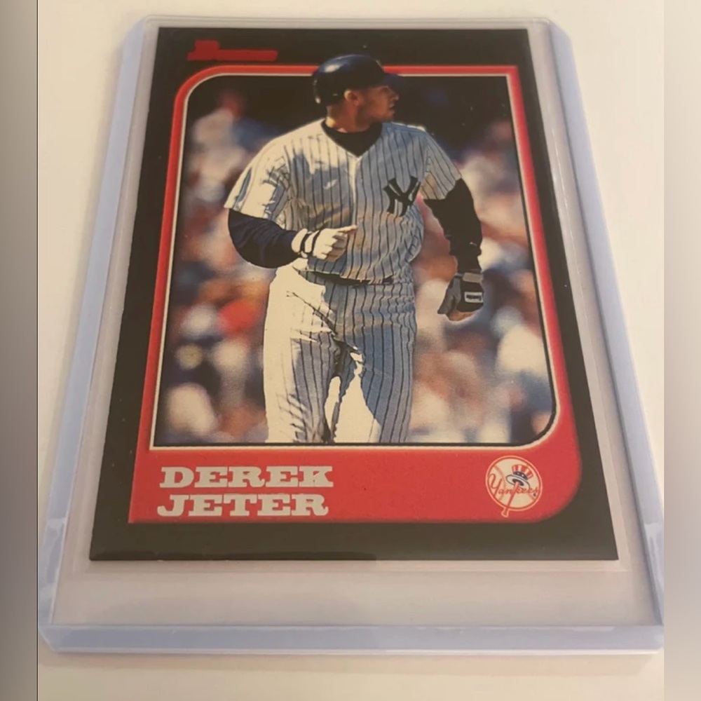 Red Baseball Trading Card - Derek Jeter (Brand Unspecified)